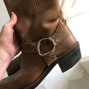 Frye Harness 12R in Cognac - Like New!